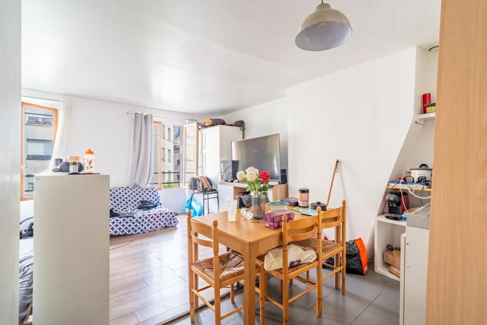 Appartement 1 pièce de 24 m² situé à Paris