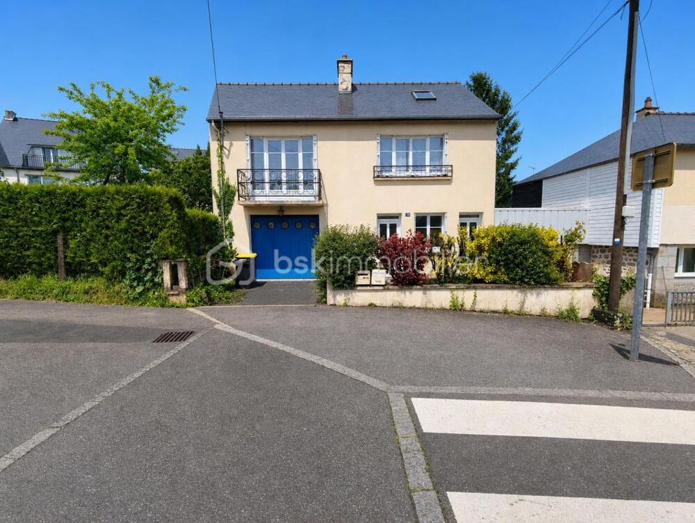 Maison de 148 m2 à Lécousse