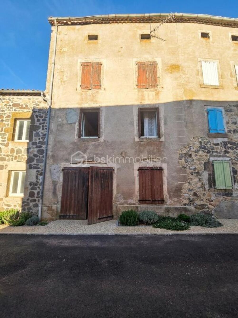 Vente Maison Charmante maison au cœur du village de Saint-Haon Saint haon