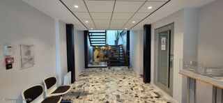  Immeuble  vendre 15 + pices 980 m