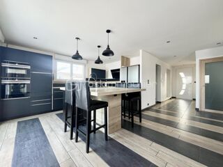  Maison � vendre 6 pi�ces 166 m�