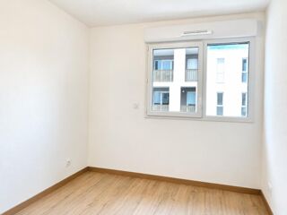  Appartement à louer 3 pièces 57 m²