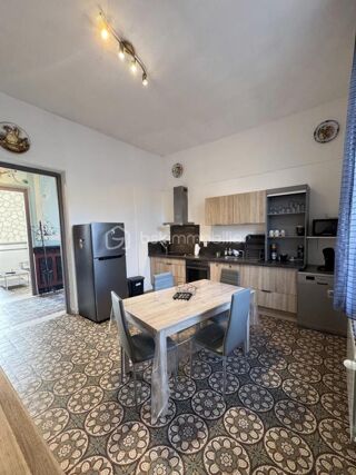  Propriété/château à vendre 8 pièces 139 m²