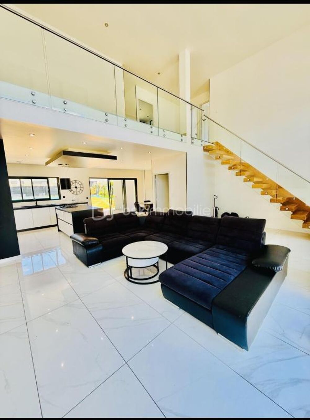 Vente Maison SAINT-ERBLON – Maison contemporaine 149 m² – Terrain de 401 m² – 4 chambres Saint erblon
