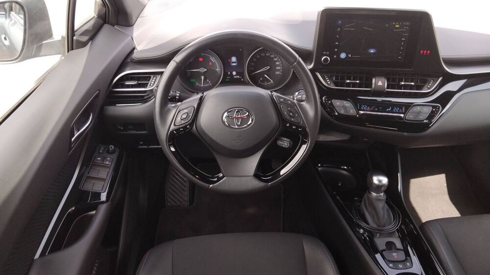 C-HR 2.0 VVT-i 184 Hybrid CVT Design Ultimate - Premi&egrave;re main Ent 2023 occasion 38122 Cour Et Buis