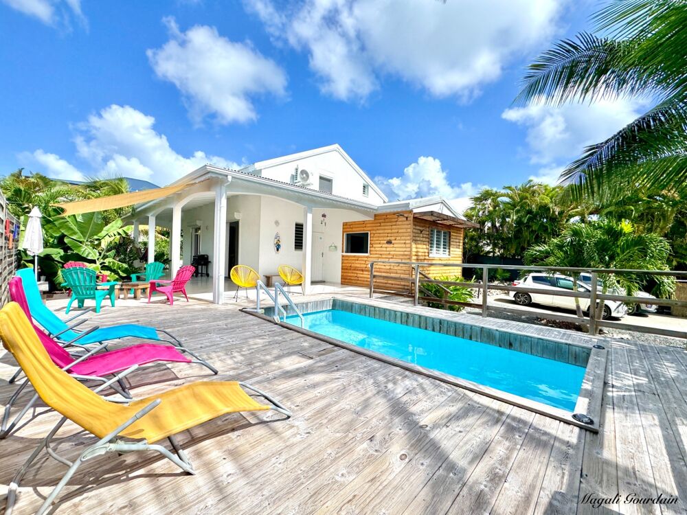 Vente Maison A VENDRE - VILLA FAMILIALE EN PARFAIT ÉTAT – QUARTIER TRÈS RECHERCHÉ DE SAINTE-ANNE - PLAGE A PIED Sainte anne