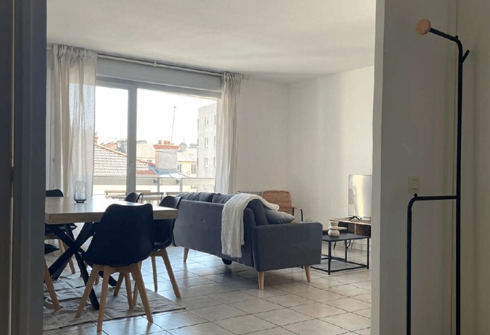 Location Appartement Appartement T4 meublé avec balcon - VILLA SEPIA à Lyon 8 Lyon 8