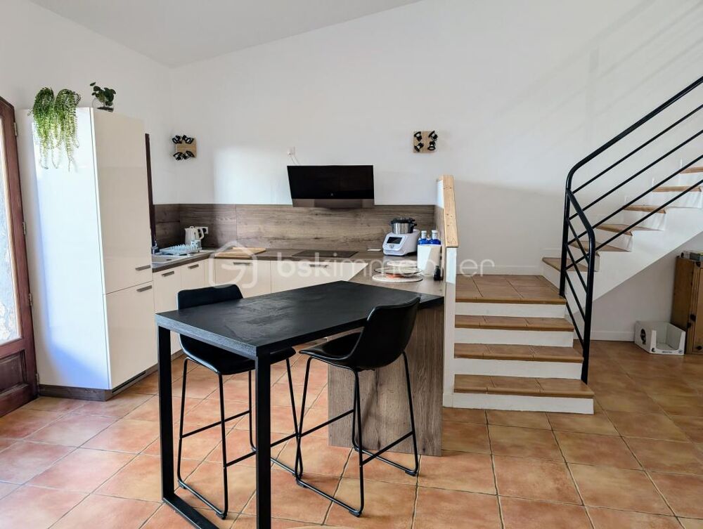 Coup de Coeur à Montagnac (34) : Maison de Village avec Terrasse et Bassin !