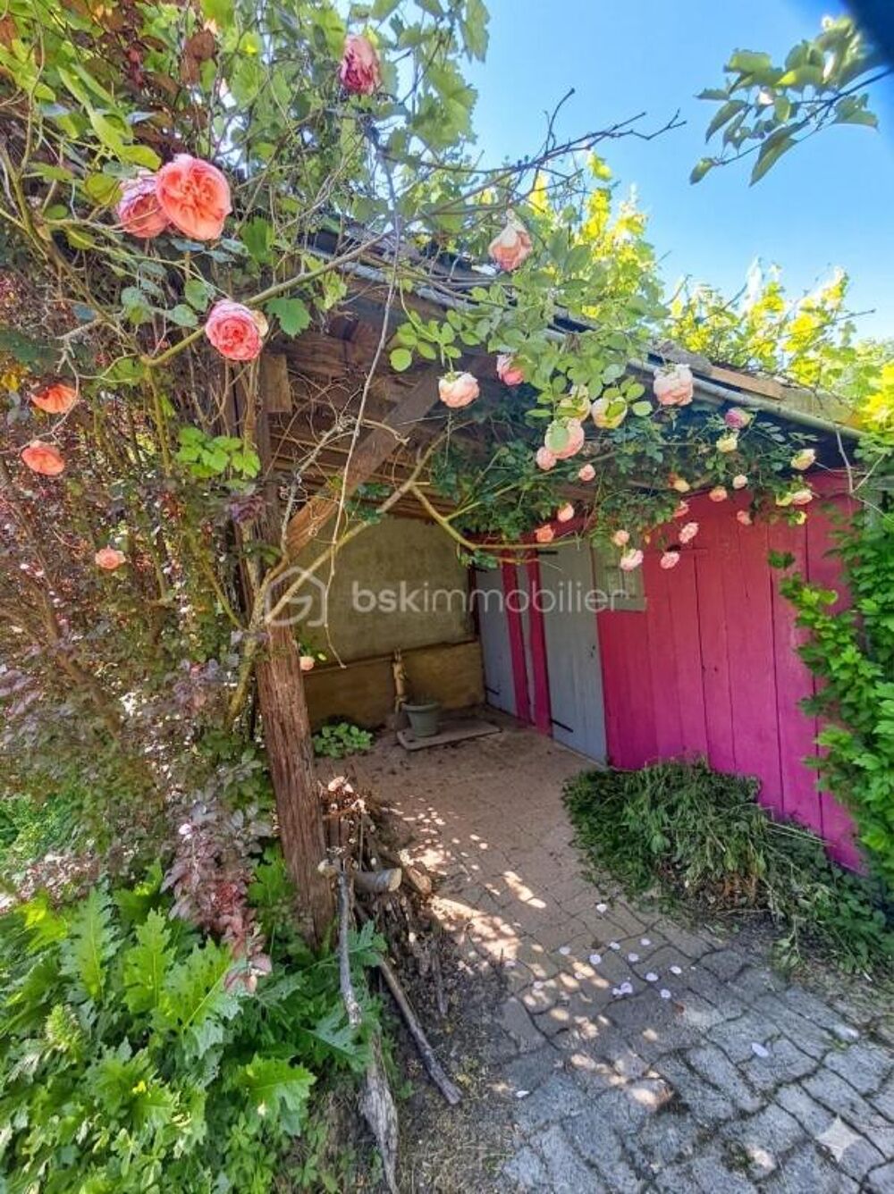 Maison de village lumineuse de 80 m² avec cour, annexe et jardin verger !
