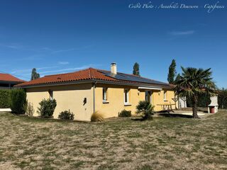 Vente Maison GRANDE MAISON DE PLAIN-PIED - BEAUREGARD-VENDON – 4/5 CHAMBRES – TERRAIN 1 449 m² – VUE PUY DE DÔME Beauregard vendon