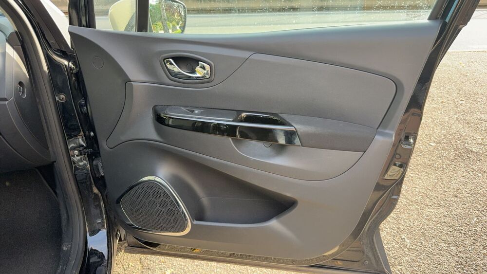 Captur 1.2 TCe 120 Energy EDC Intens 2015 occasion 78100 Saint Germain En Laye