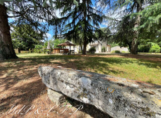  Maison  vendre 10 pices 356 m