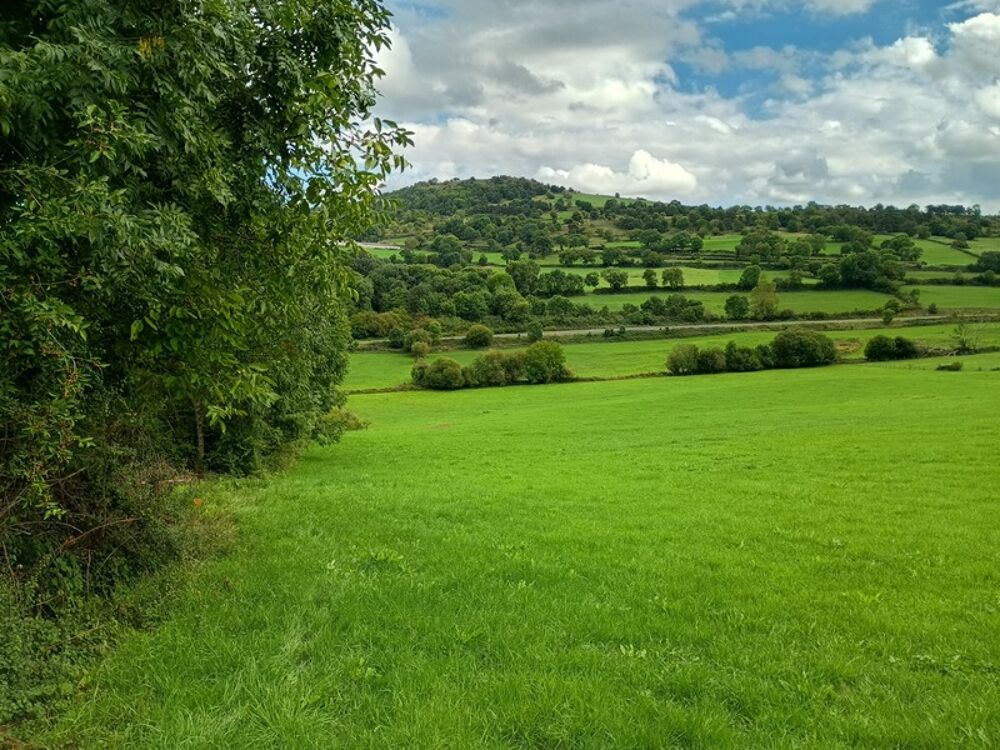 Vente Terrain Terrain à vendre de 752,00 m² SAINT DIERY (63) Saint diery