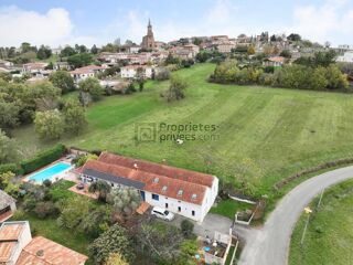  Maison � vendre 9 pi�ces 260 m�