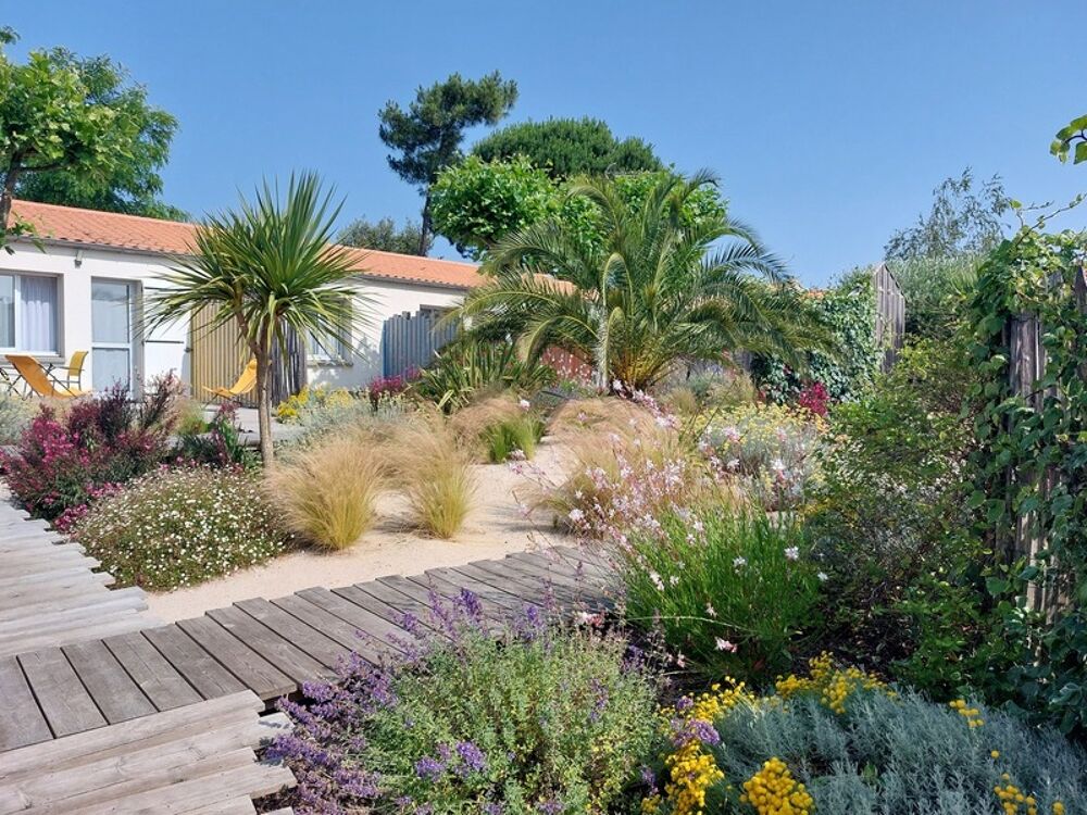 Vente Propriété/Château EXCLU CAPIFRANCE A Vendre ILE D'OLERON (17) en coeur village - Résidence para-hôtelière 11 meublés 3* proche plage Boyardville