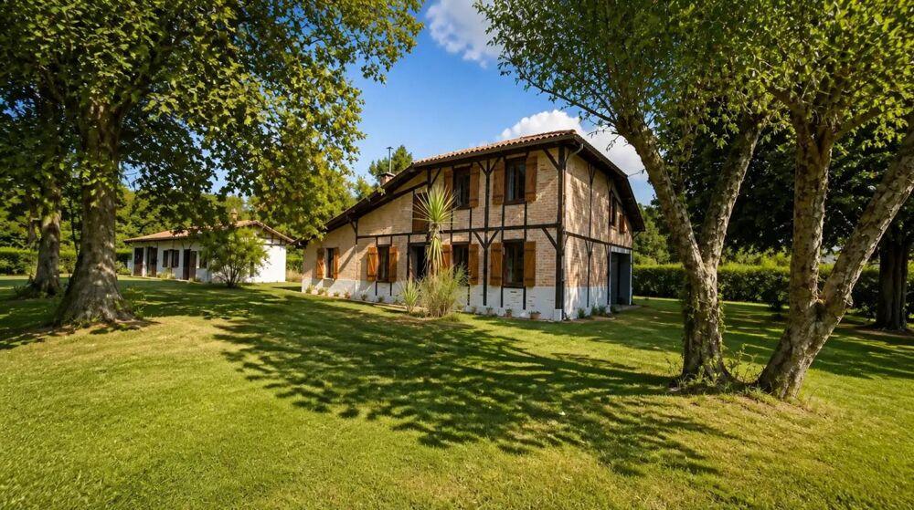 Maison de 6 pièces de 140 m² à Sore