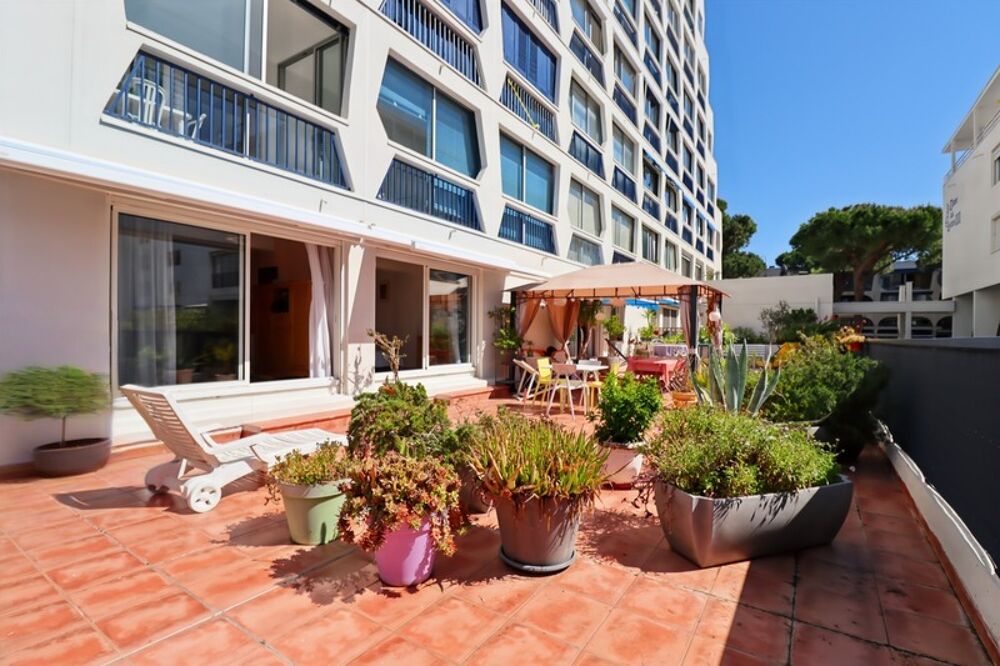 HERAULT (34) LA GRANDEMOTTE (34280) à vendre Appartement 3 pièces de 91 m 2 et terrasse de 120 m 2 + garage