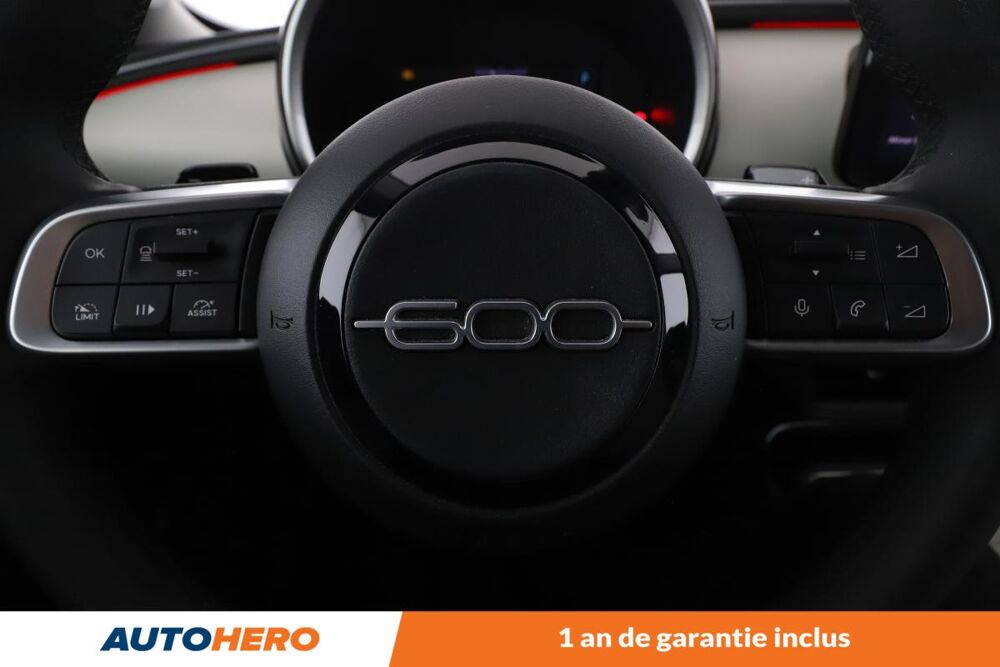 Fiat 600 1.2 Hybrid La Prima DCT6 100 ch 2024 occasion 92130 Issy-les-Moulineaux