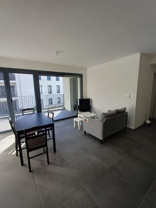  Appartement à louer 3 pièces 55 m²