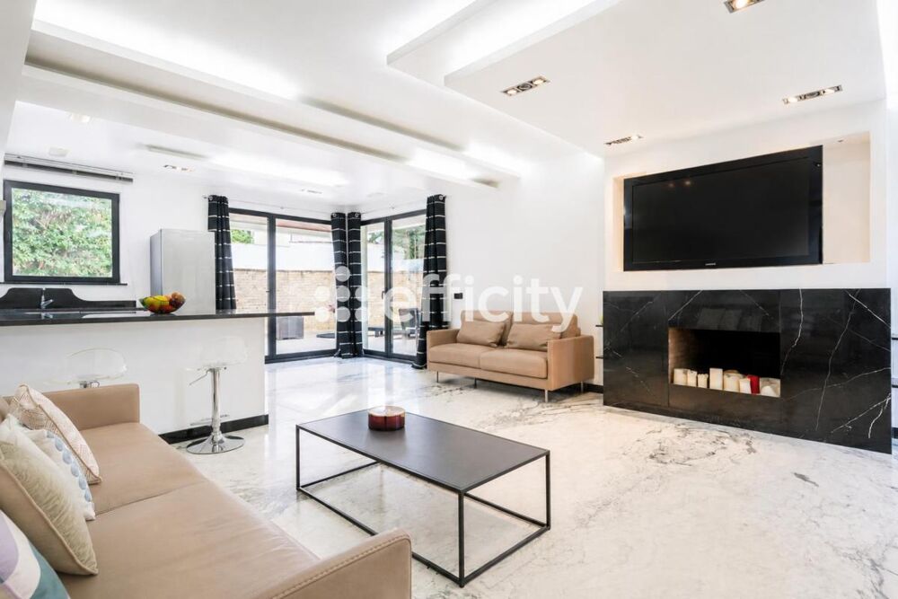 � vendre  Appartement Antibes (06600)