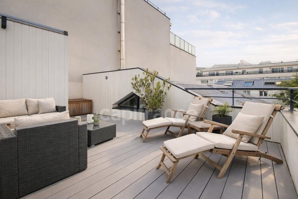 LOFT CONTEMPORAIN 202 m²  QUARTIER BERGÈRES