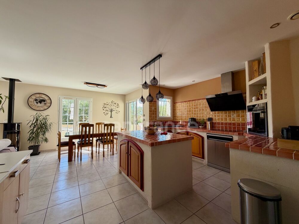 Vente Maison LOUPIAN(34), À VENDRE MAISON PLAIN-PIED P5, SURFACE TOTALE 106 m2, 4 FACES, TERRAIN 618 m2, GARAGE, PISCINE Loupian