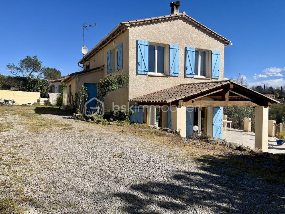 VILLA T4 + T2  Saint Paul En Forêt  Vue exceptionnelle, au calme avec un fort potentiel !