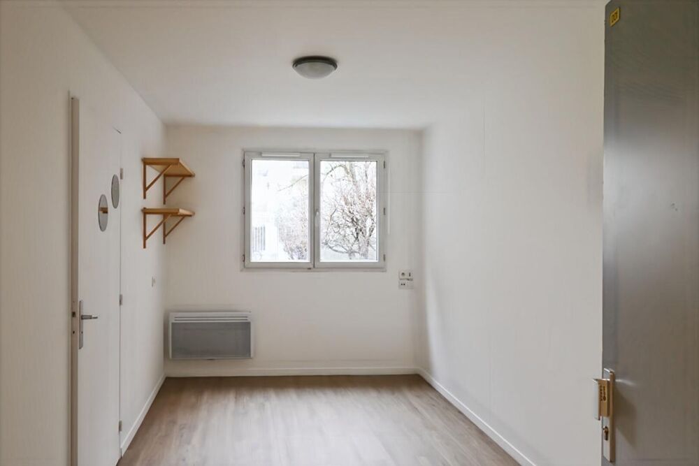 Vente Appartement Studio Noisy Le Grand 1 pièce(s) 20 m2 totalement rafraîchi Noisy le grand