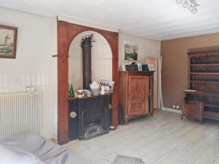  Maison à vendre 13 pièces 279 m²