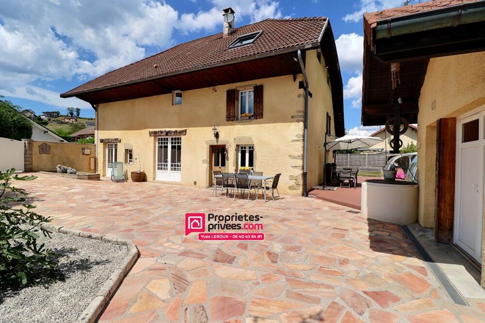 Charmante maison individuelle , 7 pièces, piscine