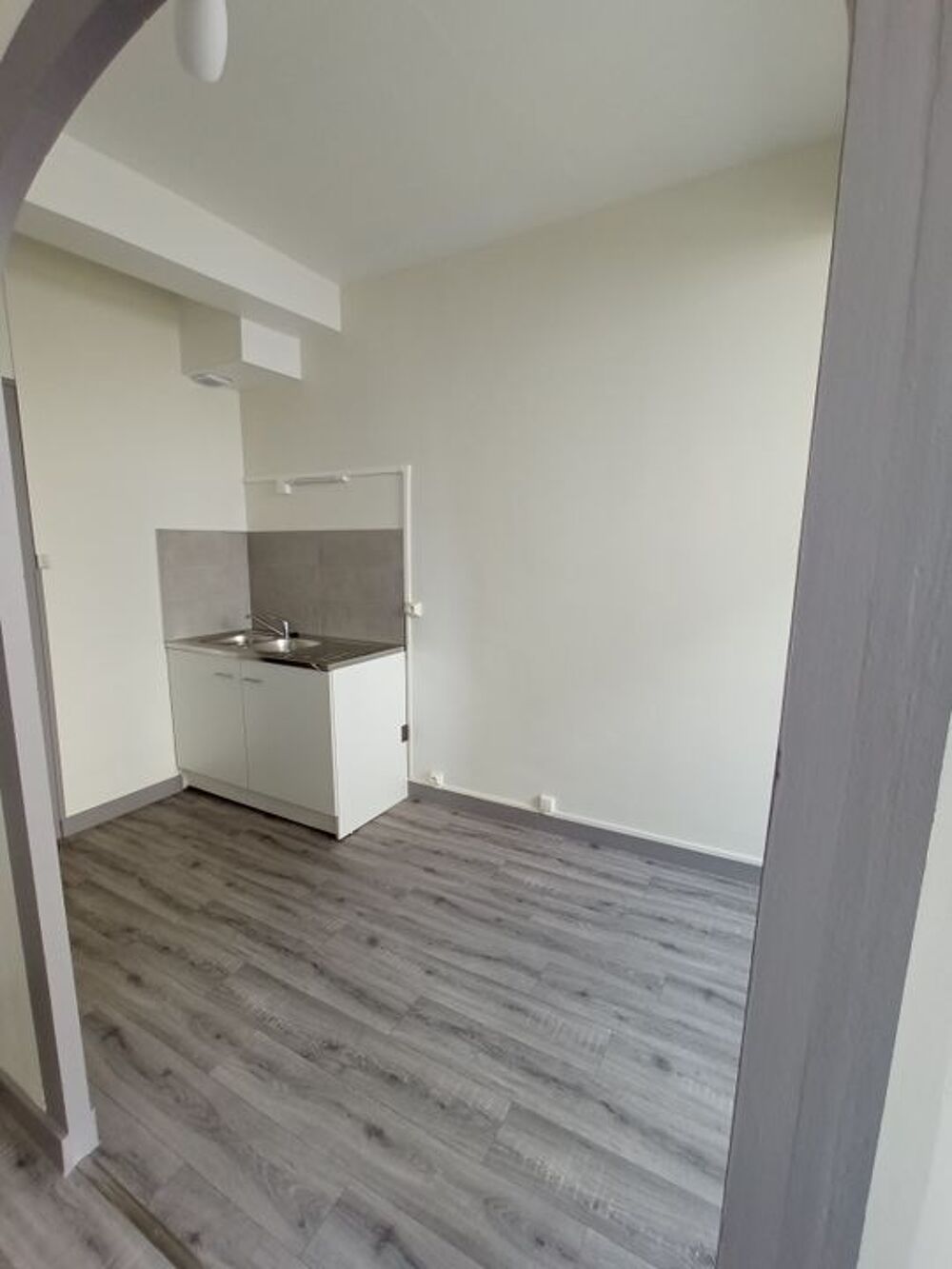 Location Appartement Studio de 30m2 à louer sur Saint-Jean-d'Angély Saint jean d angely