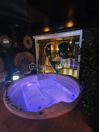  Immeuble � vendre 9 pi�ces 415 m�