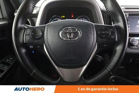 RAV 4 2.5 Hybride Dynamic 2WD 197 ch 2017 occasion 92130 Issy-les-Moulineaux