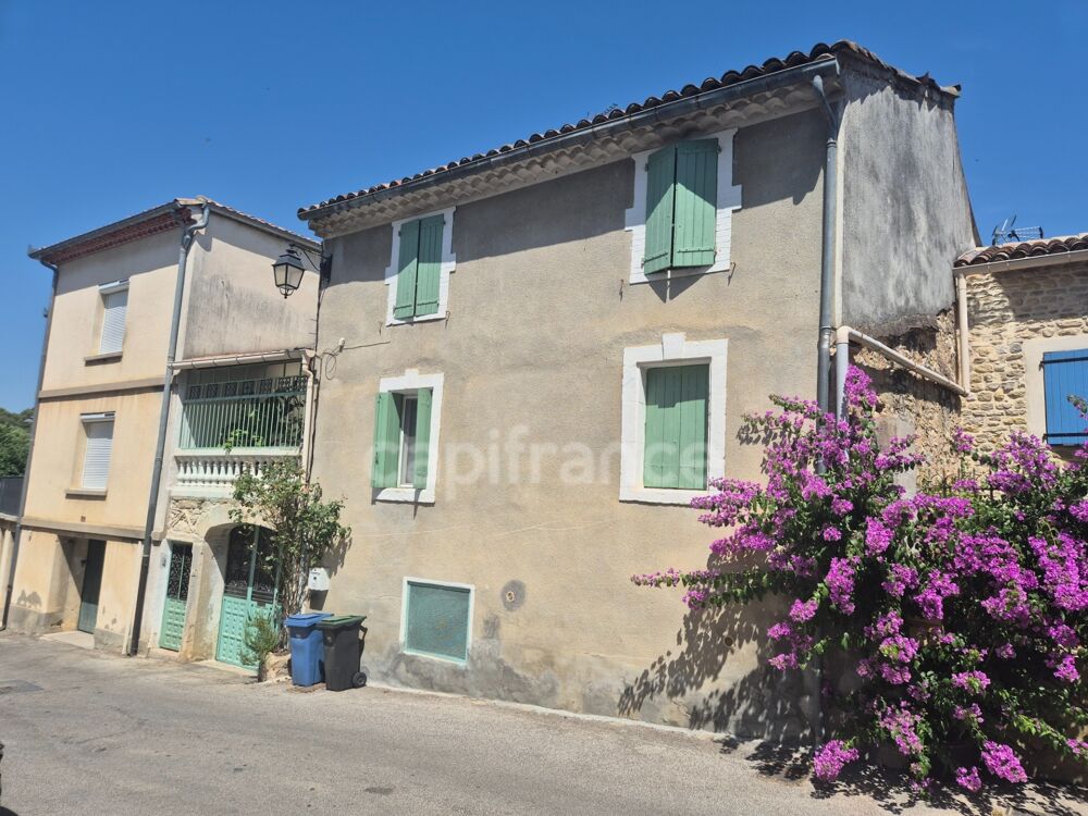 Maison à vendre 10 pièces proche de Saint Cezaire de Gauzignan