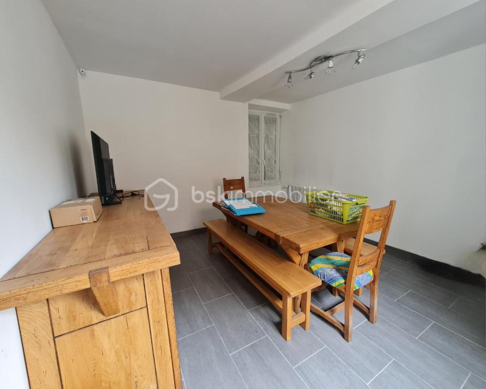 Vente Maison Maison spacieuse à vendre dans un cadre paisible et verdoyant Souppes sur loing