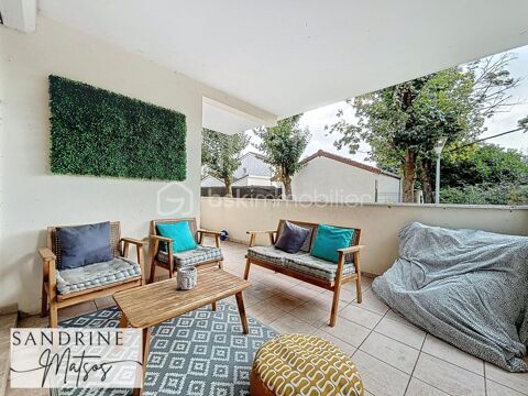   Grand T5 r�nov� � 103 m� avec terrasse et parc arbor� Appartement - 5 pi�ce(s) - 102 m�