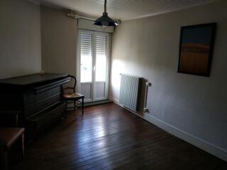  Appartement à louer 3 pièces 64 m²