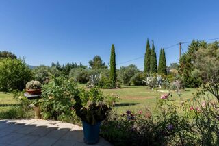  Propriété/château à vendre 6 pièces 220 m²