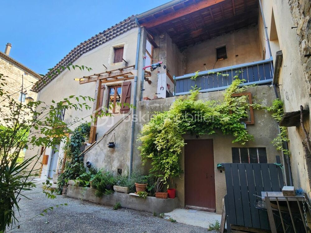 Maison 8 pièces 180 m² · à Manas · 180 m² · 180 000 €