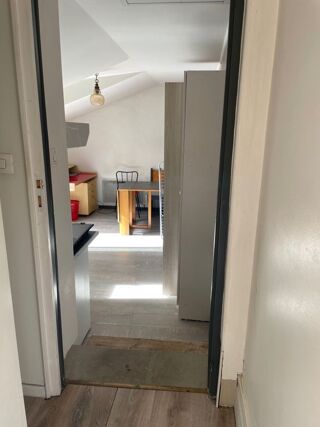  Appartement à louer 2 pièces 25 m²