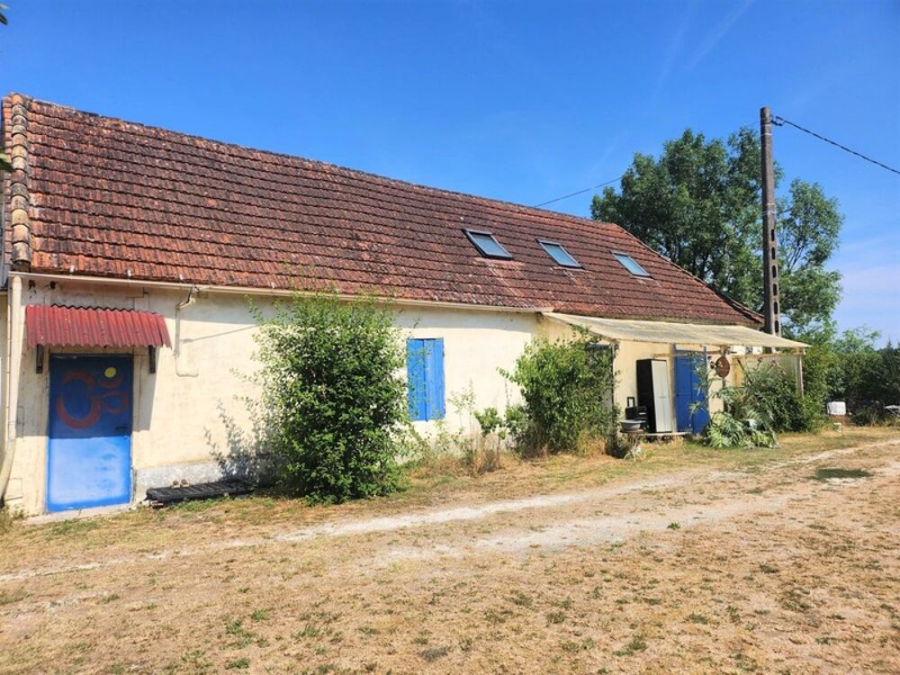 Belle longère avec dépendances - 6 pièces - BEAUMONTOIS EN PERIGORD (24)