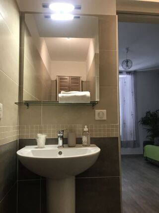  Appartement à louer 1 pièce 21 m² Nice