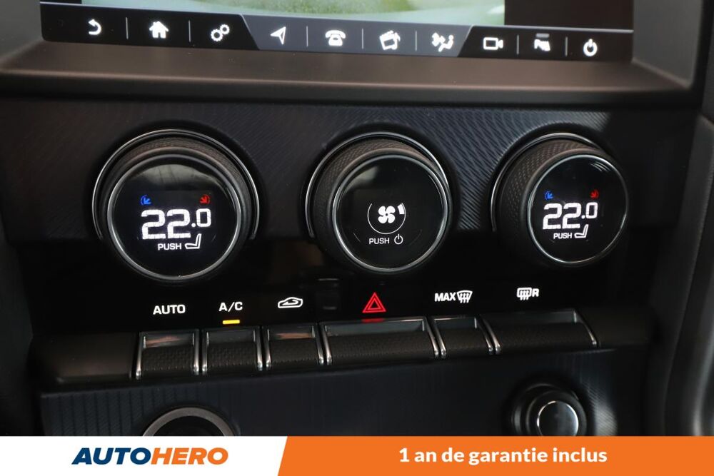 F-Type Cabriolet 2.0 R-Dynamic Auto 300 ch 2018 occasion 92130 Issy-les-Moulineaux