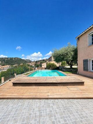  Maison à vendre 7 pièces 168 m²
