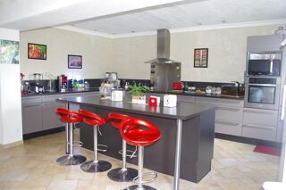  Maison � vendre 8 pi�ces 239 m�