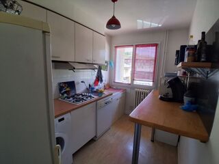  Appartement à louer 4 pièces 70 m²
