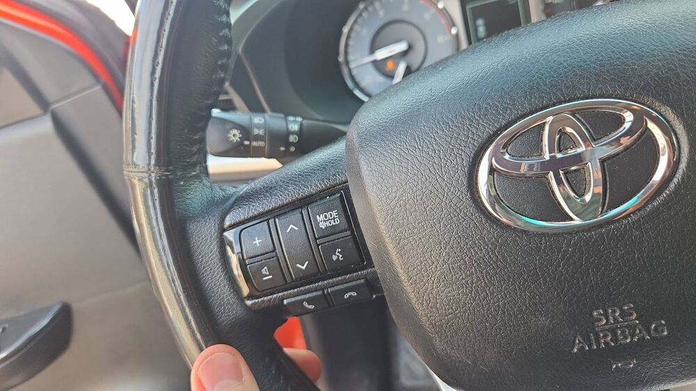 Hilux X-Tra Cabine 2.8 D-4D 204 4X4 BVA6 Invincible - Automatique 2022 occasion 97225 Marigot