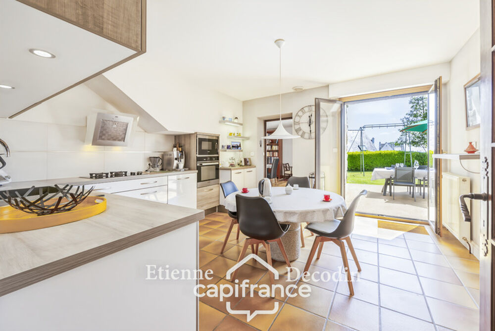 MAISON F7 À VENDRE - SAINT-RENAN (29) - CENTRE-VILLE - 225 M² HABITABLES - TERRAIN 1075 M² - DOUBLE GARAGE