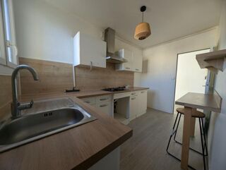  Appartement � vendre 5 pi�ces 85 m�