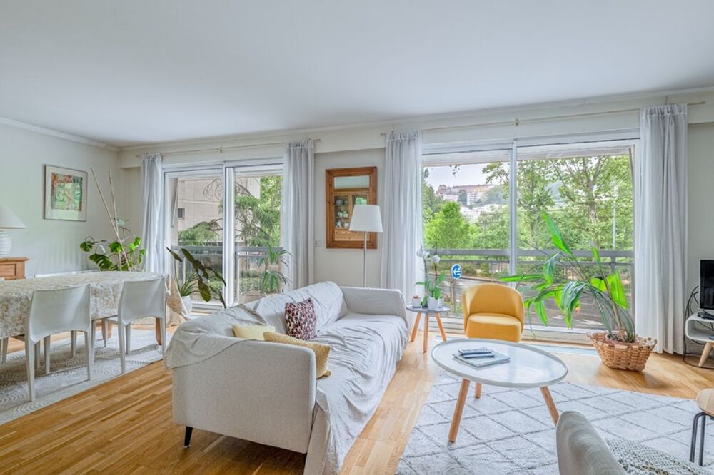 Vente Appartement Appartement à vendre 5 pièces LYON 6EME ARRONDISSEMENT (69) Parking, vue Rhône Lyon 6